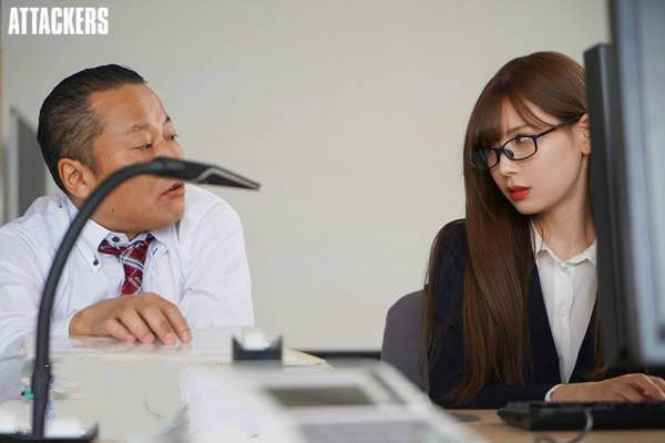 【捕鱼王】ATID-421:湿身的御姐明里紬遇到上司霸占侵犯一整晚!