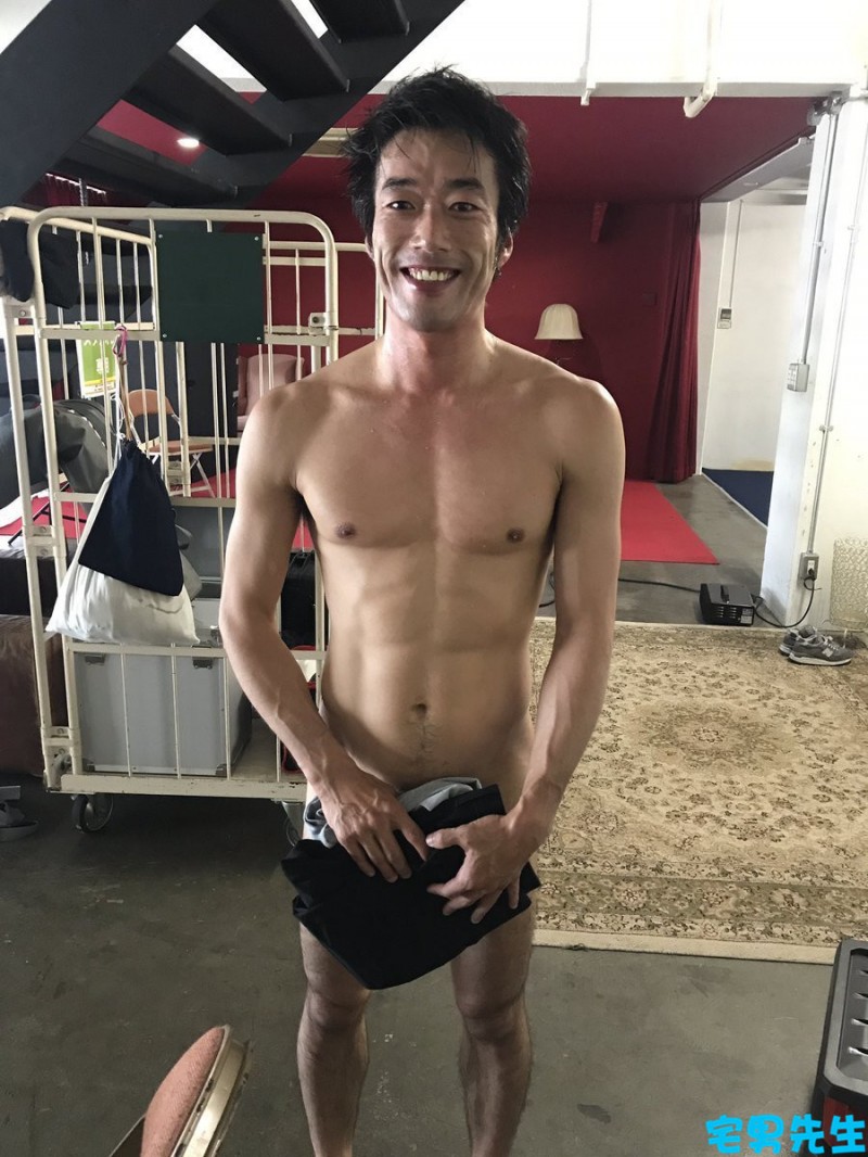 发泄的工具? 不能联系的一夜情? 男优怎么看女优?