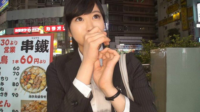 校队美腿200GANA-1750 ： 排球校队OL素人女优 マジ軟派、初撮，最新番号推荐