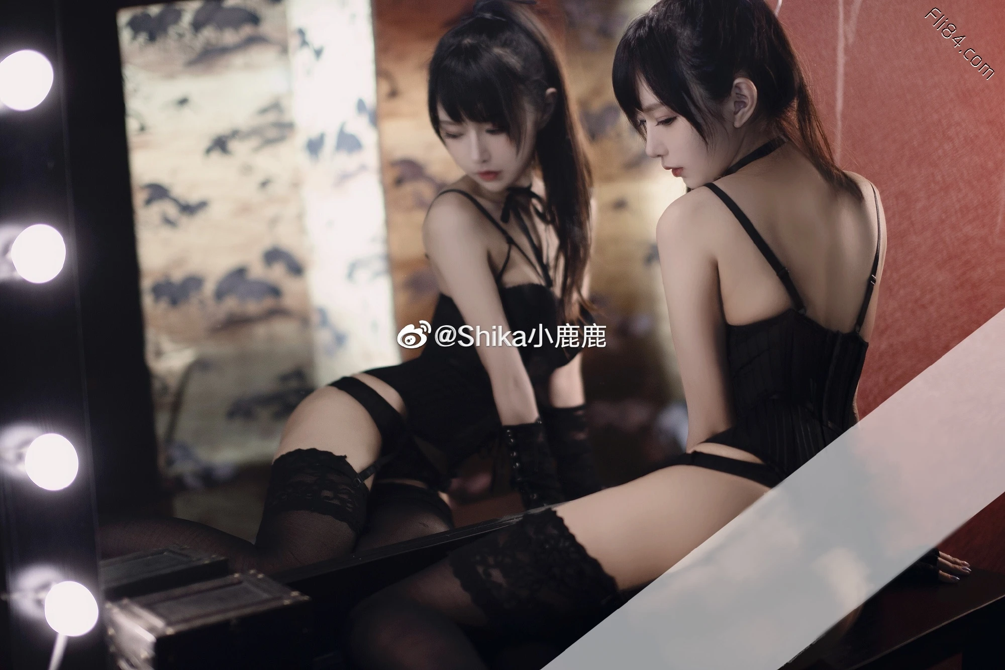 coser“Shika小鹿鹿”,外表甜美身材超给力的樱花妹！