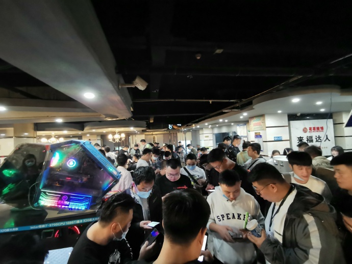 《街头篮球》&amp;#8203;SFSA南京站报名开启 最强TT守擂