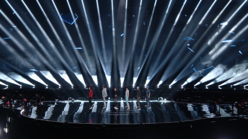 【捕鱼王】跨次元合作曲《镜城》首发亮相，无限王者团x宋茜跨越虚实，冲破想象！