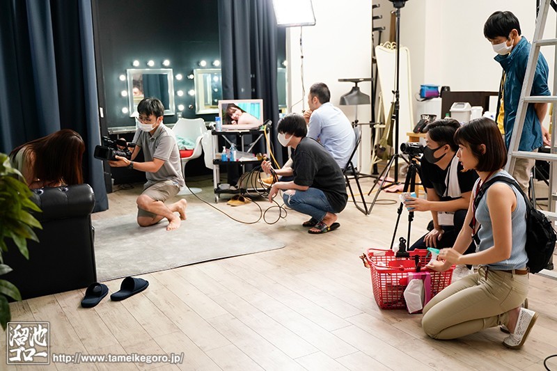 【捕鱼王】神奇剧中剧!人妻女优川上奈々美「AV出道」