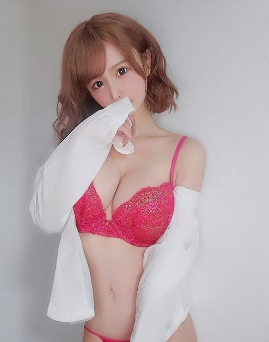 【捕鱼王】EMOI-041:168公分H罩杯!超弩级小恶魔紧急AV参演!