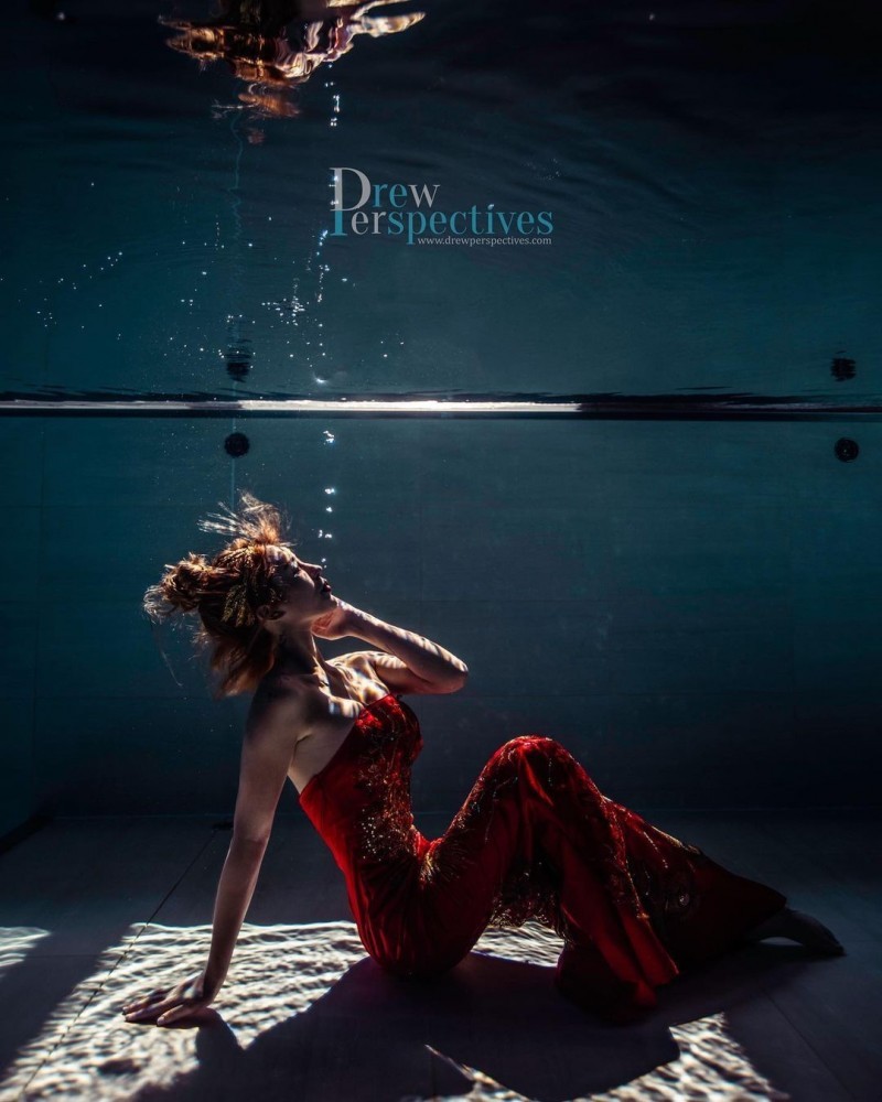 【捕鱼王】潜水教练「柔e」人鱼公主姿态好优雅水底下的火辣身材太性感