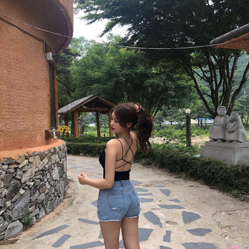【捕鱼王】韩国最美英语老师金莎拉(Sarah Kim) 超正女老师前凸后翘迷倒家长