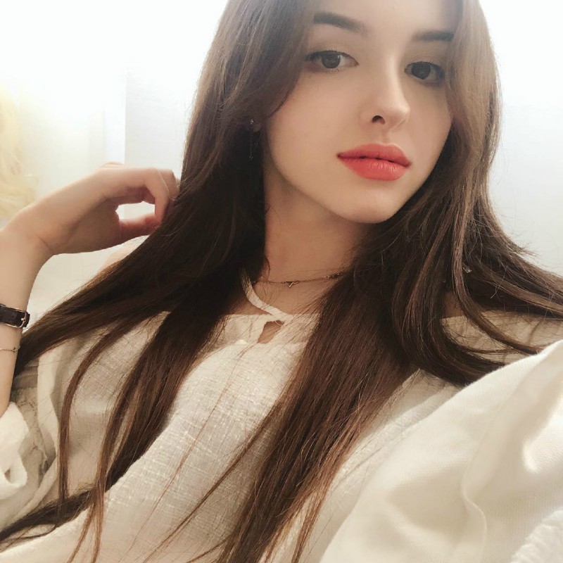 【捕鱼王】乌兹别克甜美正妹Karimova Elina 歌神翻唱流行歌曲吸粉数十万