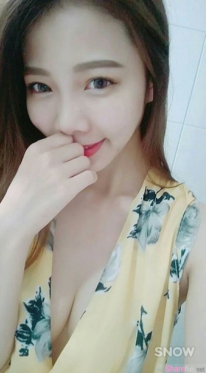 【捕鱼王】最美牙助皮肤白皙 胸器妹性感比基尼美照辣翻网友