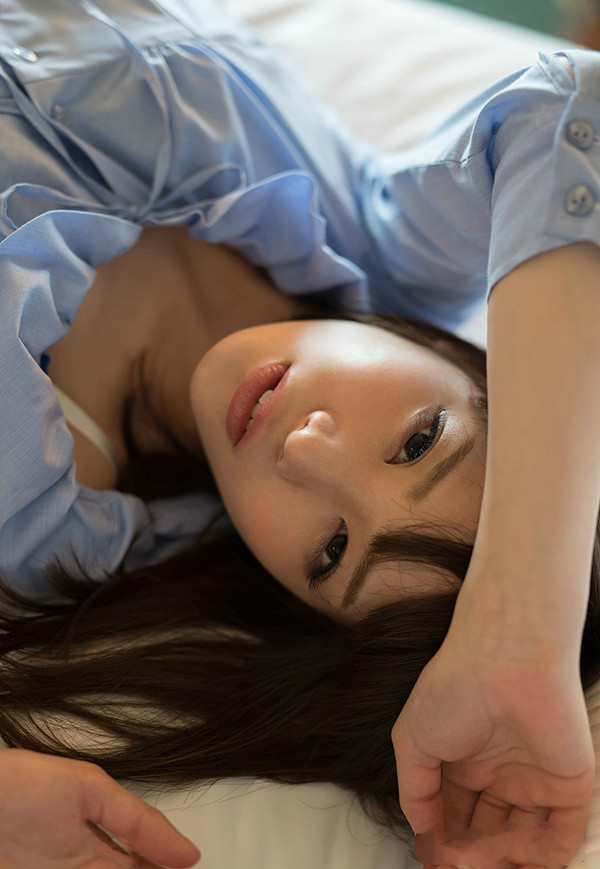 【捕鱼王】ABP-773: 女神铃村爱里瞒着男友与初恋来一发回忆炮!
