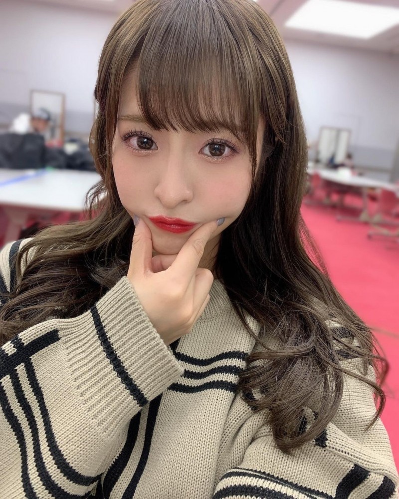 【捕鱼王】女友系正妹「清水里香」无防备居家穿搭让人好想偷袭嘟嘴微露虎牙更是可爱到一个犯规