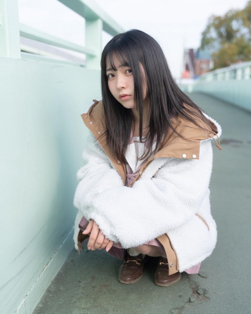 【捕鱼王】17岁仙女高中生「瀬戸りつ」绝美长相激似IU 全身散发「空灵气质」美到有点不真实