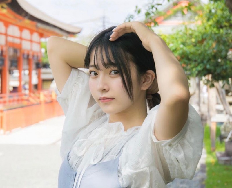 【捕鱼王】17岁仙女高中生「瀬戸りつ」绝美长相激似IU 全身散发「空灵气质」美到有点不真实