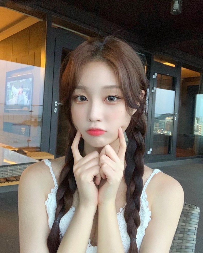 【捕鱼王】辣辣der!美正妹赏景「画面好低胸」,性感视角根本「海景第一排」!