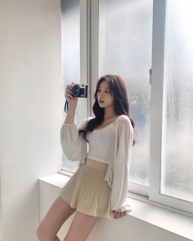 【捕鱼王】辣辣der!美正妹赏景「画面好低胸」,性感视角根本「海景第一排」!