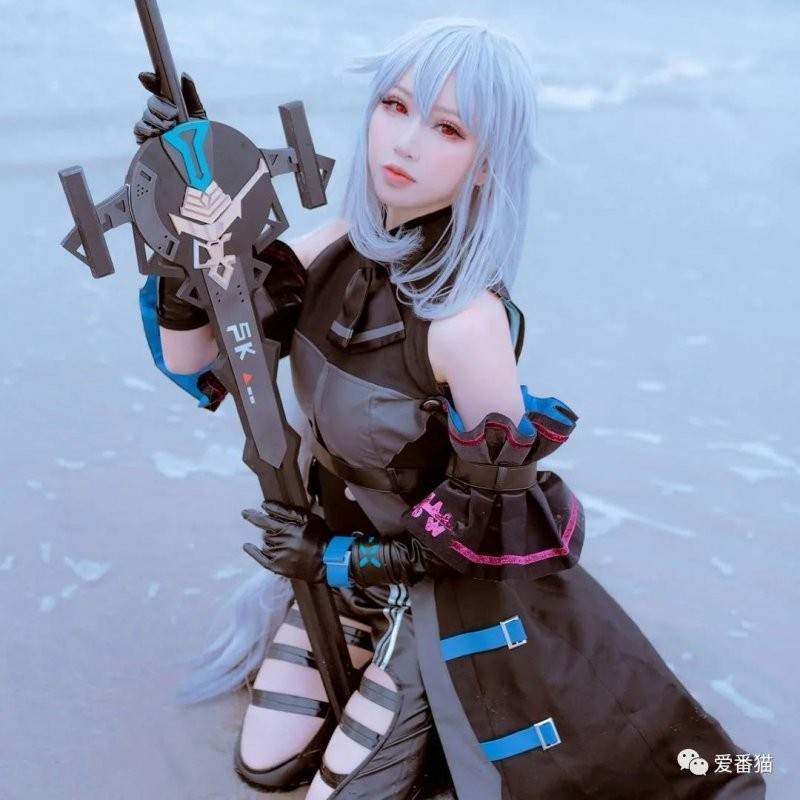 高学历Coser Yashafluff 美籍亚裔妹子扮相惊艳众人