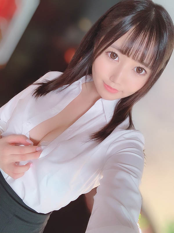 斋藤亜美里(斎藤あみり)出道作品番号及封面，斎藤あみり个人简介