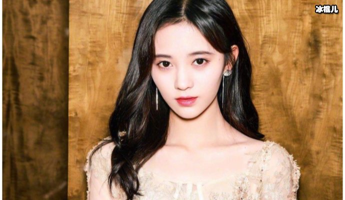 【捕鱼王】鞠婧祎故意戴大号口罩证明自己是小脸，网友：模仿斋藤飞鸟吧