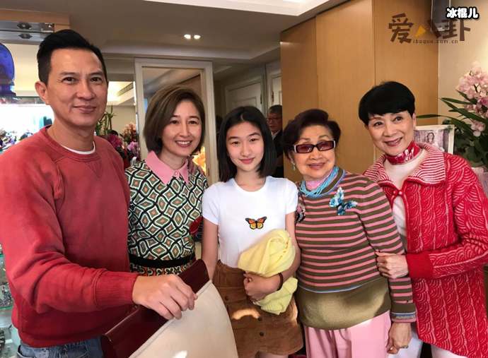 【捕鱼王】关咏荷生二胎? 曾为生二胎退圈关咏荷有几个孩子