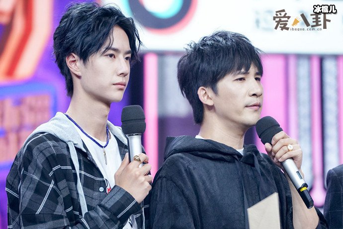 【捕鱼王】王一博是怎么加入天天兄弟团的, 个性内敛的他居然成为团宠?