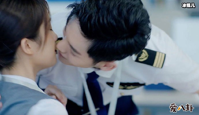 【捕鱼王】李婷婷王以纶关系, 民航CP吻戏大曝光!