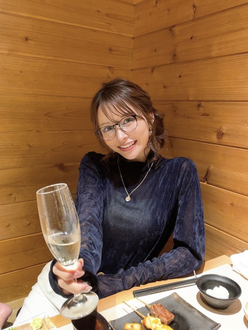 【捕鱼王】伊藤舞雪：眼镜就是我的时尚配件【EV扑克下载】