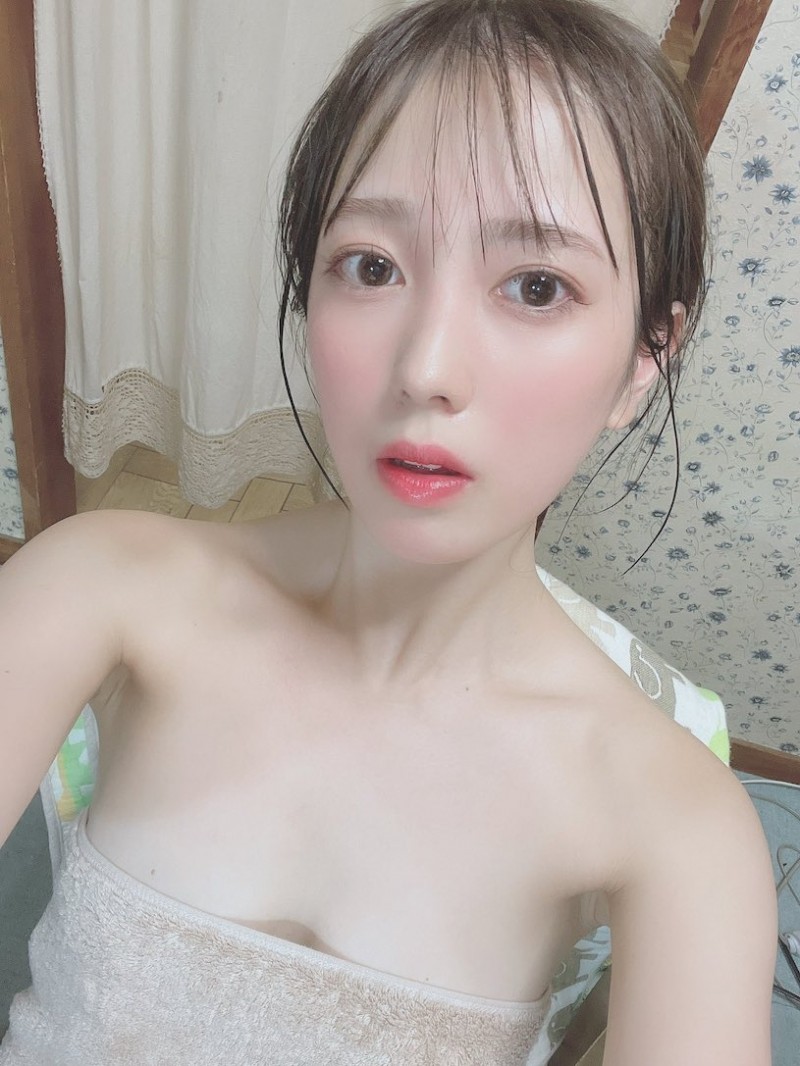 【捕鱼王】打败河北彩花！重量级偶像「小湊よつ葉」新作夺下排行榜No.1！【EV扑克下载】