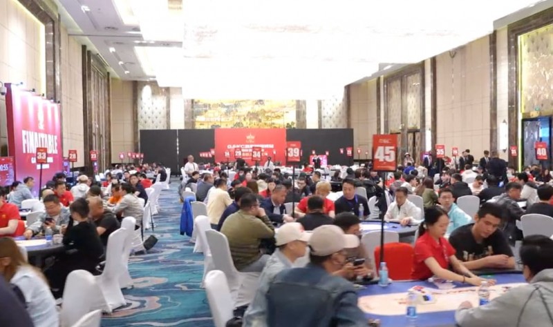 【EV扑克】GAKC皇冠杯廊坊站第二日战报|主赛A组184人激战,女神赛154位巾帼惊艳登场