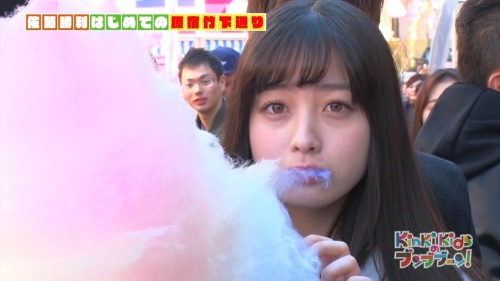 【捕鱼王】橋本環奈上節目露底褲？網友唇槍舌戰：我看到啦!是黑色！