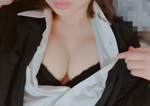 【捕鱼王】雙重標準？性成癮的女孩「35人斬」　男友見狀也去約…最後結局讓人傻眼！